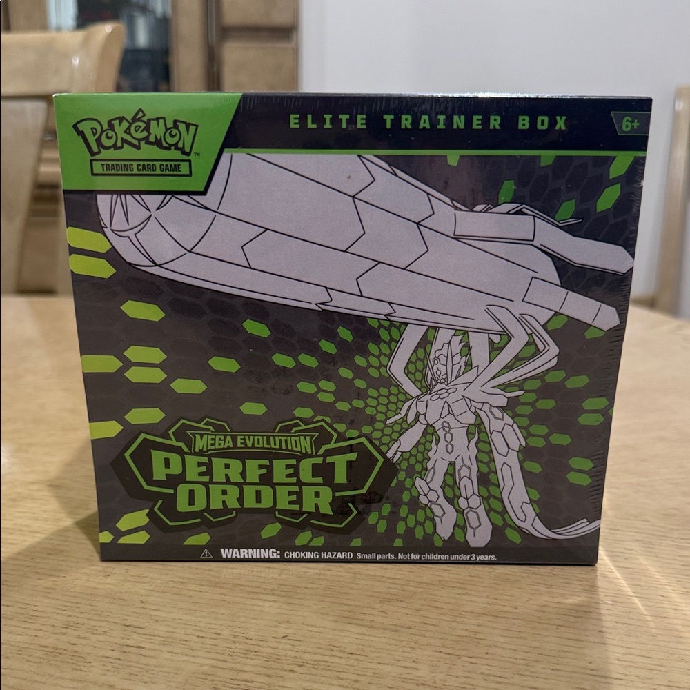 Pokémon TCG Elite Trainer Box - Mega Evolution Perfect Order